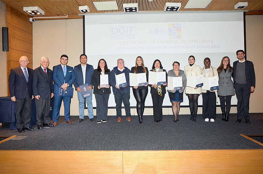 thumb nota PUCV celebra entrega de certificados del Diplomado en Gestión de Instituciones Financieras